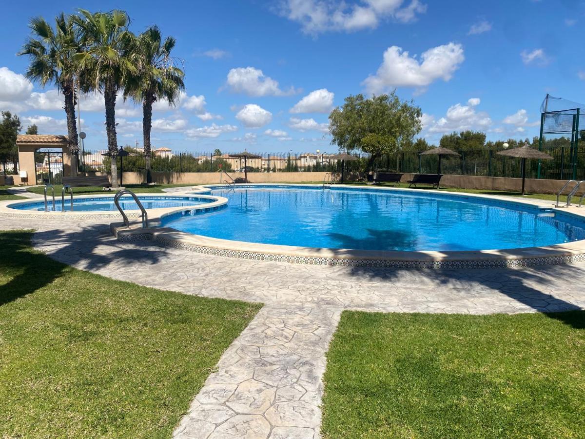 He Lago Sol Alicante Extérieur photo